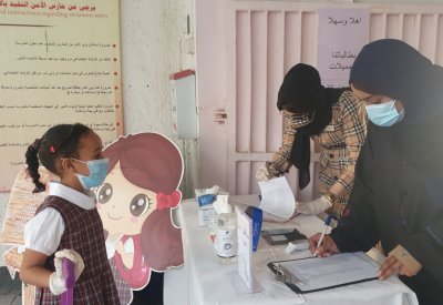 طلبة المدارس الحكومية يعودون جزئياً وسط إجراءات احترازية شاملة