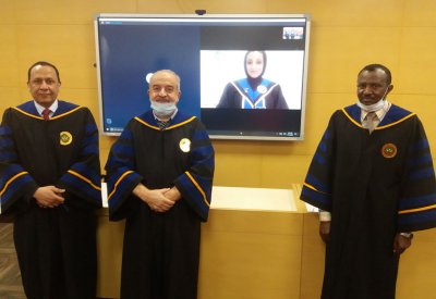 باحثة بجامعة الخليج العربي تناقش أثر تصميم بيئة تدريب الكتروني على تطوير كفايات تدريس اللغة الإنجليزية لدى المعلمات