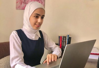 طلبة المدارس الحكومية يتدربون عن بُعد على التفكير الإبداعي وحل المشكلات