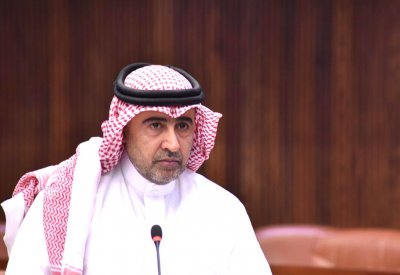 بدر الدوسري يشيد بحقوق الانسان في البحرين