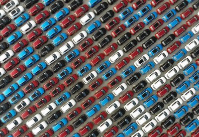 مبيعات السيارات في الصين تسجل انتعاشة كبيرة