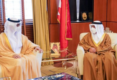 وزير الديوان الملكي يستقبل سفير دولة الإمارات لدى المملكة