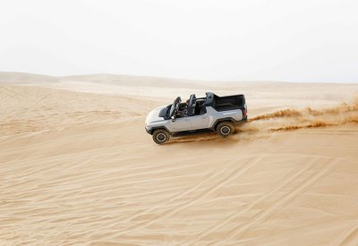 ’ هامر EV‘ تتمتّع بأداء استثنائي مع بطارية Ultium