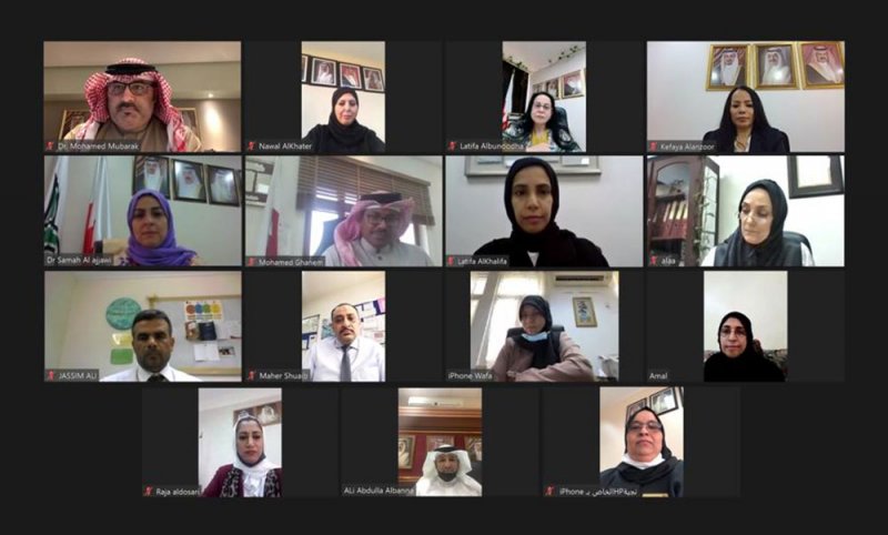 مدير عام شئون المدارس مجتمعا مع مدراء المدارس الحكومية: مسارات جديدة لترقية المعلمين