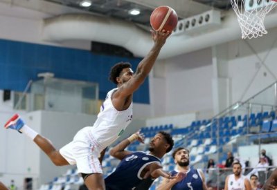 سلة المنامة تقترب من نهائي الدوري