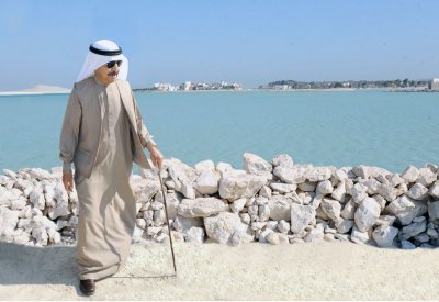 الغائب عن العين.. الراسخ في القلوب.. والحاضر بأفعاله