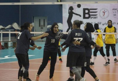 البحرين (ب) يحقق فوزه الثاني بدوري سيدات الطائرة