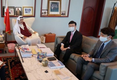 نائب رئيس مجلس الوزراء يستقبل السفير الياباني بمناسبة انتهاء فترة عمله