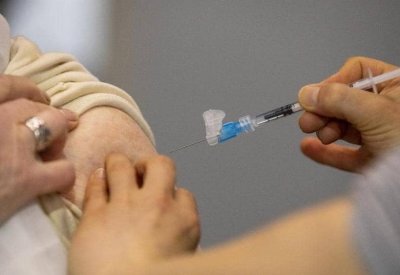 لماذا تكون أعراض الجرعة الثانية من لقاح كورونا متعبة أكثر؟