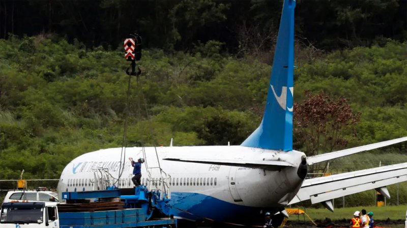 حادث جديد لطائرة بوينغ 737 بعد إقلاعها مباشرة
