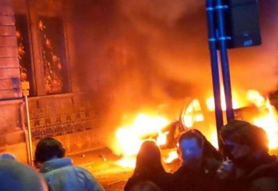 بريطانيا تشهد احتجاجات عنيفة بسبب قانون يمنح الشرطة سلطات جديدة
