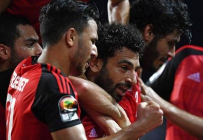 محمد صلاح ينفي شائعات هروبه بصورة.. وقرار لمباراة جزر القمر