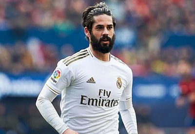 ريال مدريد يستقر على رحيل 3 لاعبين.. أحدهم ضمن صفقة رونالدو
