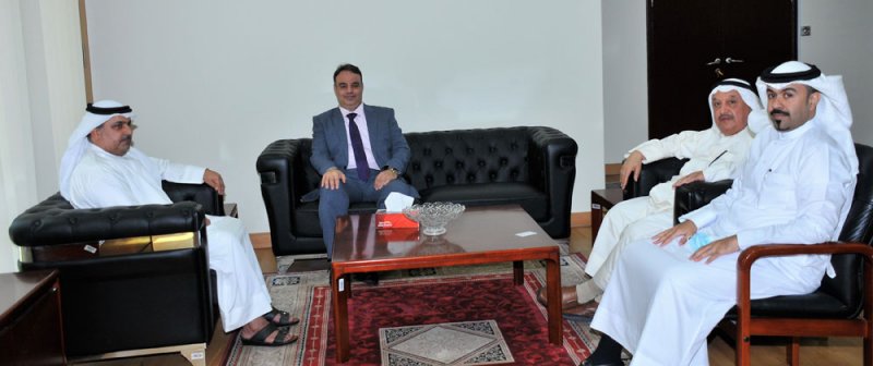 العشيري يبحث اشتراطات الإسكان مع "بلدي المحرق"