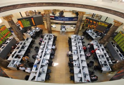 بورصة مصر تعلق التداولات 30 دقيقة بعد هبوط مؤشرها 5%