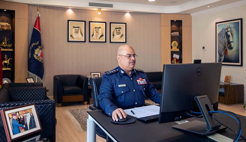 رئيس الأمن العام يشيد بتطور العلاقات الثنائية بين مملكة البحرين والمملكة المتحدة