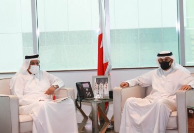 وزير الصناعة والتجارة والسياحة يؤكد أهمية التعاون مع مجلس الشورى