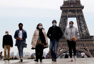 فرنسا: حظر تجمع أكثر من 6 أشخاص في الأماكن المفتوحة