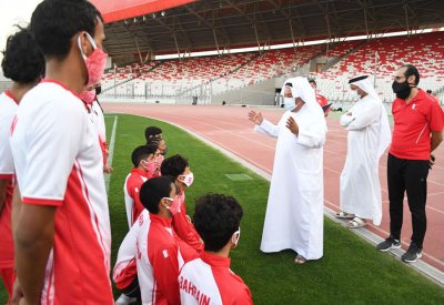 بن جلال يكرم موهوبي ألعاب القوى ويحثهم على التميز