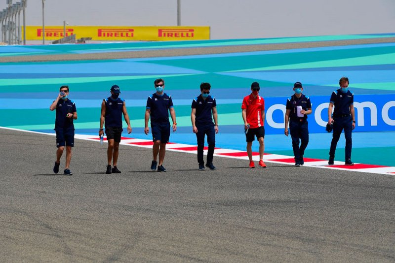 الانطلاقة الأولى وبداية الإثارة الجمعة من خلال سباق الـFORMULA1 جائزة البحرين الكبرى لطيران الخليج