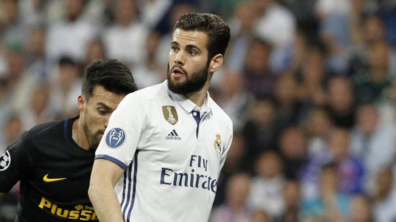 ليفربول يراقب مدافع ريال مدريد