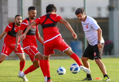 الأحمر يستأنف تدريباته ويستعد لودية الأردن