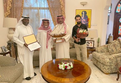 اتحاد جمعيات المسرحيين البحرينيين يحتفي بالناقد غلوم ويناشد بتلبية مطالبه