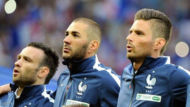 بنزيما أمام القضاء في قضية الابتزاز الجنسي