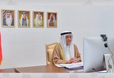 الشيخ محمد بن مبارك آل خليفة يجتمع مع سفير فرنسا