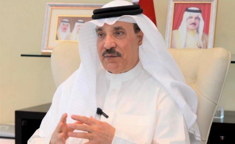 وزير العمل يؤكد أهمية تعريف الطلبة بالتخصصات والمهن المطلوبة في سوق العمل