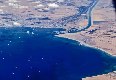 بعد 150 عاما.. هل هناك حقا بديل لقناة السويس؟