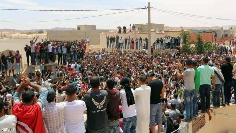 بسبب "الاضطراب".. شركة نفط إيطالية تتجه لوقف نشاطها بتونس
