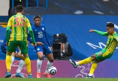 بعد الفوز على تشيلسي.. لاعب وست بروميتش يتعرض إلى العنصرية