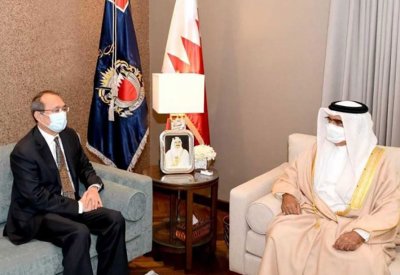 وزير الداخلية يبحث مع السفير الصيني عدداً من الموضوعات المشتركة