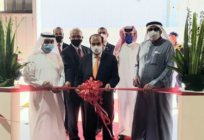 ميرزا يدشّن مشروع الطاقة الشمسية في مصنع اسلاك اللحام في عسكر