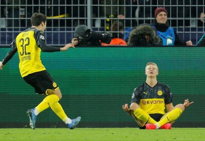 طلبات هالاند من برشلونة.. 20 مليوناً لوالده وبقاء ميسي
