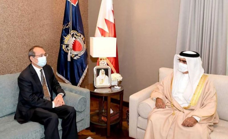 وزير الداخلية يبحث مع السفير الصيني عدداً من الموضوعات المشتركة