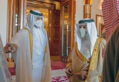 جلالة الملك يستقبل سمو الشيخ ناصر بن حمد وسمو الشيخ خالد بن حمد