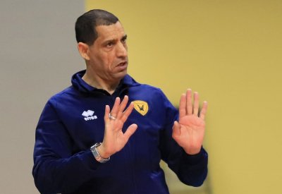 رضا علي: سنلعب مع العربي لحسم لقب الدوري الكويتي