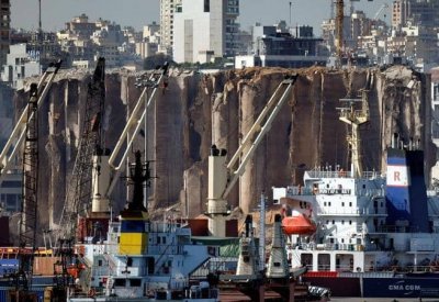 قنبلة موقوتة.. خبراء يحذرون من صوامع الحبوب في مرفأ بيروت