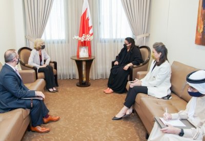 وكيل وزارة الخارجية تستقبل القائم بأعمال سفارة الولايات المتحدة الأمريكية لدى مملكة البحرين