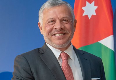 العاهل الأردني: الفتنة وئدت..والأمير حمزة اليوم مع عائلته في قصره برعايتي