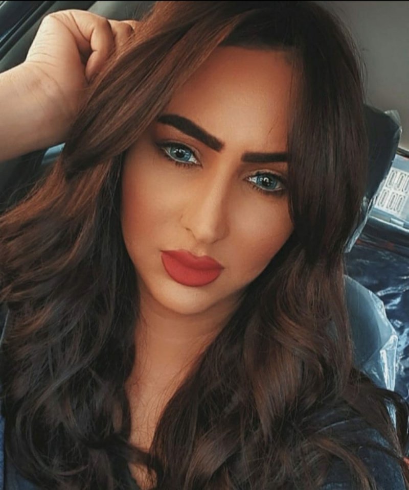 "أم سحنون" يخطف الفنانة وفاء مكي