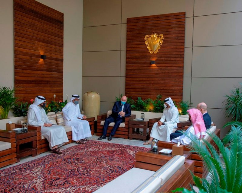 ناصر بن حمد يشيد بدعم الاتحاد الدولي لكرة القدم البحرينية