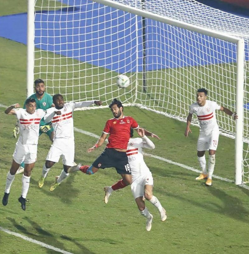 "الحكم المصري" يثير أزمة قبل قمة الأهلي والزمالك