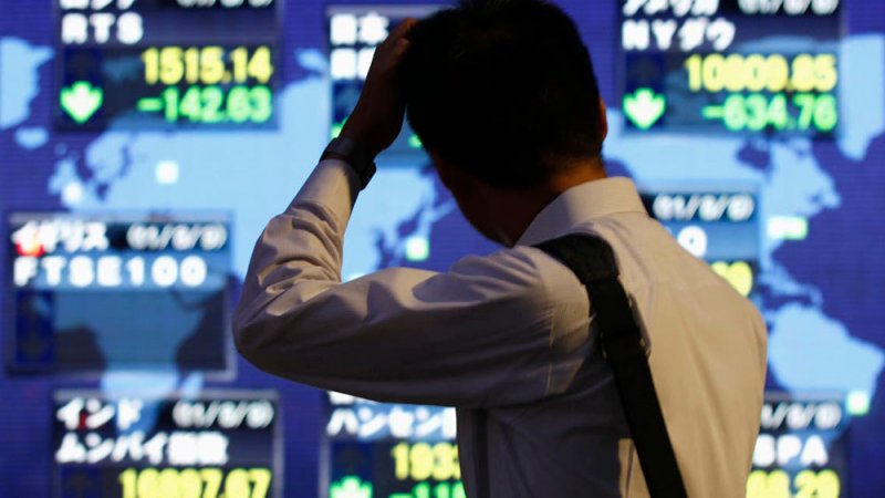 في واحدة من أكبر الفضائح المالية.. مستثمر شهير يخسر 20 مليار دولار في يومين فقط ويفلس