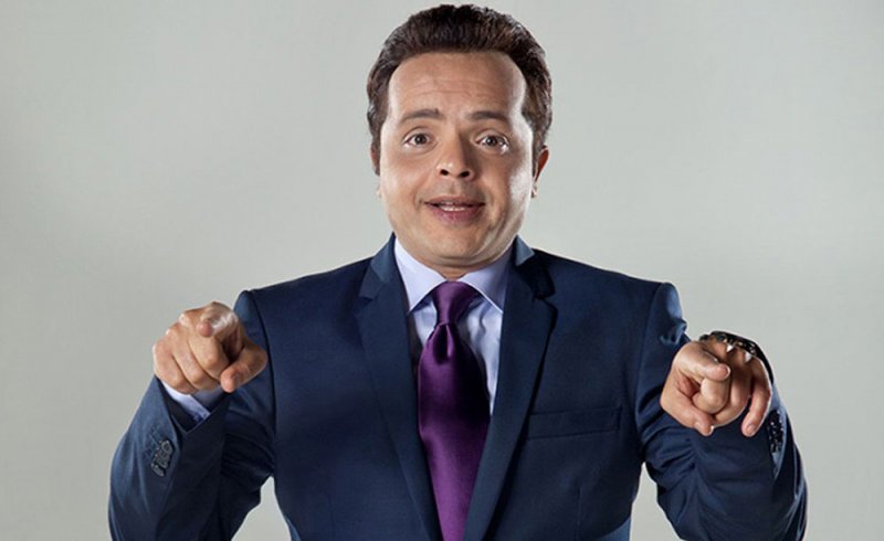 محمد هنيدى ساخرا من صورة له بـ"شعر منكوش"