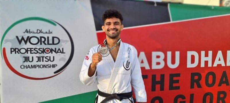 منفردي يحرز فضية عالمية في الجوجيتسو