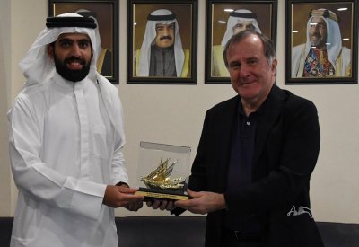 خالد بن سلمان يستقبل رئيس نادي "Paris FC"