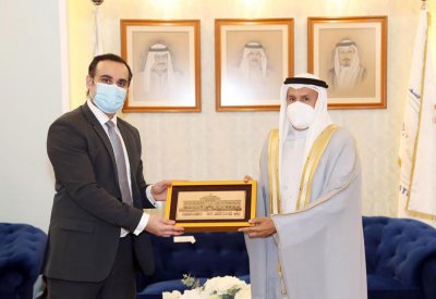 جامعة البحرين تفوز بالمركز الأول في جائزة محافظة العاصمة للعمل التطوعي